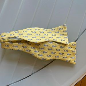 Tommy Hilfiger Silk Whale Hand Tied Bow Tie